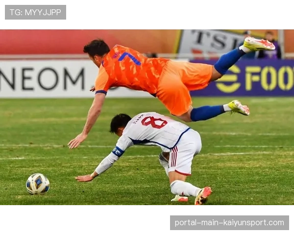 战术复盘：解读巴列卡诺如何通过“间歇性高强度逼抢”打乱皇家社会的传控节奏